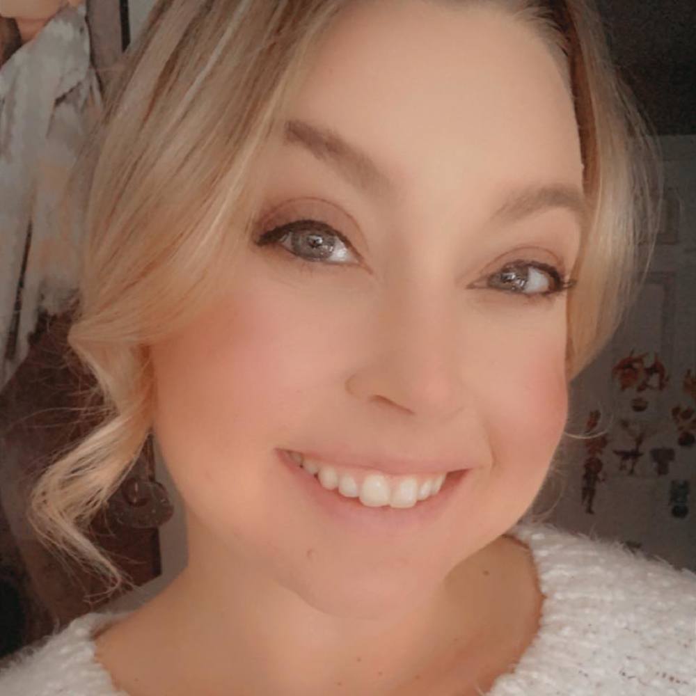 Meet your Posher, Stephanie